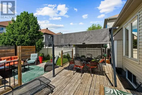 517 Stonechurch Way Ottawa ON K2J 0C6