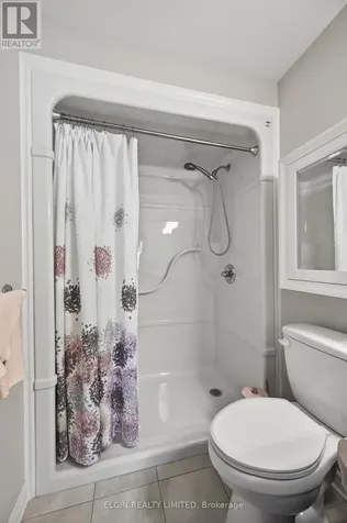 8 Ashberry Place St. Thomas ON N5R 0H7