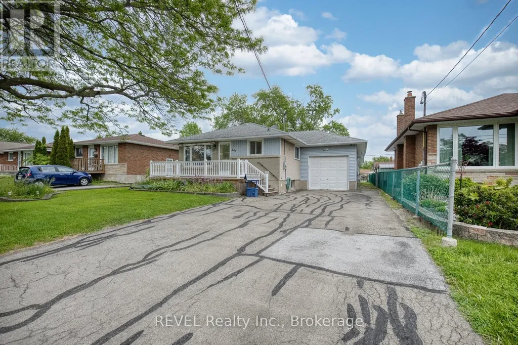 247 Kilgour Avenue Welland (broadway) ON L3C 2R1
