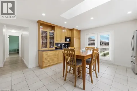 58 Kilbourn Avenue Stoney Creek ON L8G 3E2