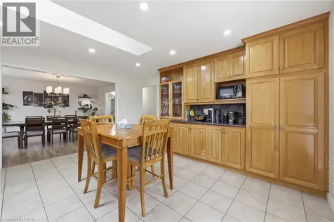 58 Kilbourn Avenue Stoney Creek ON L8G 3E2
