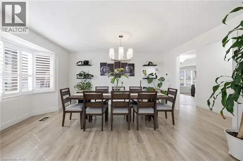 58 Kilbourn Avenue Stoney Creek ON L8G 3E2