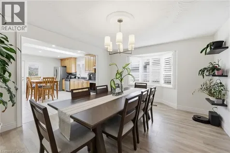 58 Kilbourn Avenue Stoney Creek ON L8G 3E2