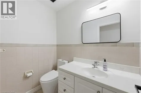 58 Kilbourn Avenue Stoney Creek ON L8G 3E2