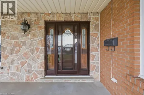 58 Kilbourn Avenue Stoney Creek ON L8G 3E2