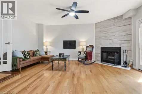 149 Cove Crescent Stoney Creek ON L8E 5A1