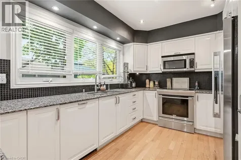 149 Cove Crescent Stoney Creek ON L8E 5A1