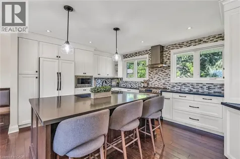 498 Wicklow Road Burlington ON L7L 2H8