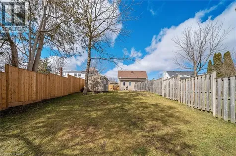 3 Lloyd Street Brantford ON N3S 3E3