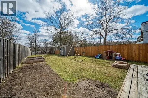 3 Lloyd Street Brantford ON N3S 3E3
