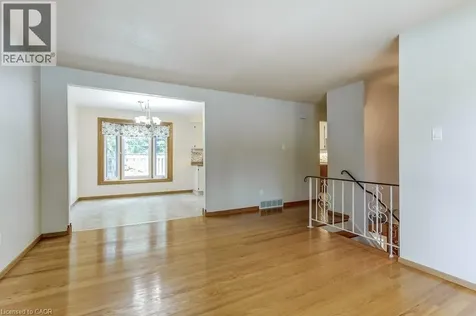 70 Graystone Drive Hamilton ON L9C 4R8
