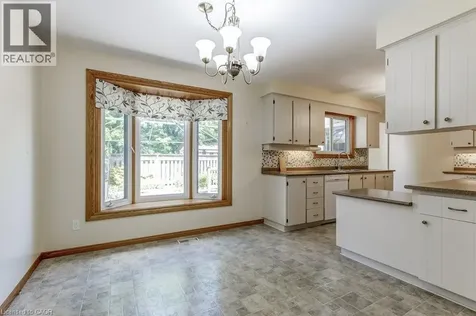 70 Graystone Drive Hamilton ON L9C 4R8