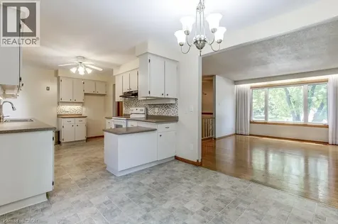 70 Graystone Drive Hamilton ON L9C 4R8