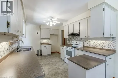70 Graystone Drive Hamilton ON L9C 4R8