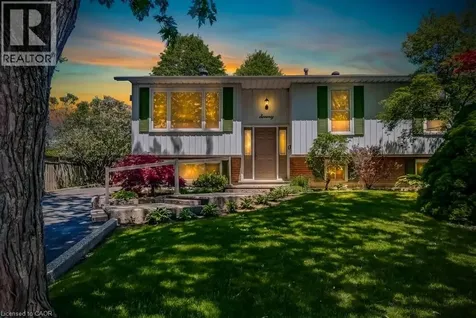 70 Graystone Drive Hamilton ON L9C 4R8