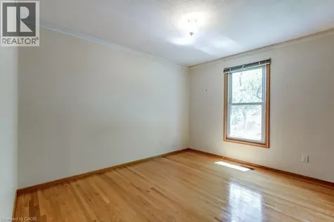70 Graystone Drive Hamilton ON L9C 4R8