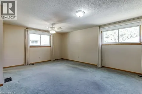 70 Graystone Drive Hamilton ON L9C 4R8