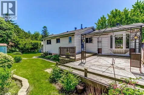 70 Graystone Drive Hamilton ON L9C 4R8