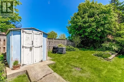 70 Graystone Drive Hamilton ON L9C 4R8