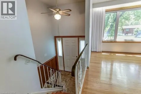 70 Graystone Drive Hamilton ON L9C 4R8