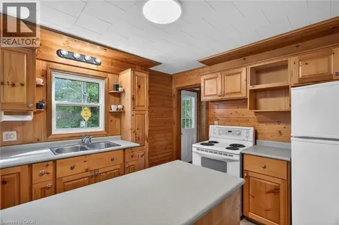 223 Ontario Street Grand Bend ON N0M 1T0