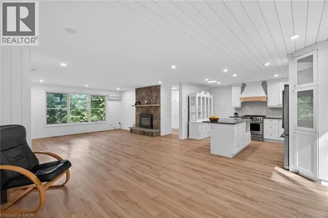 223 Ontario Street Grand Bend ON N0M 1T0