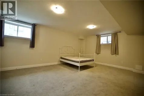 559 Balsam Poplar Street Waterloo ON N2V 0H8