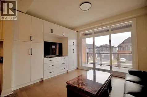 559 Balsam Poplar Street Waterloo ON N2V 0H8