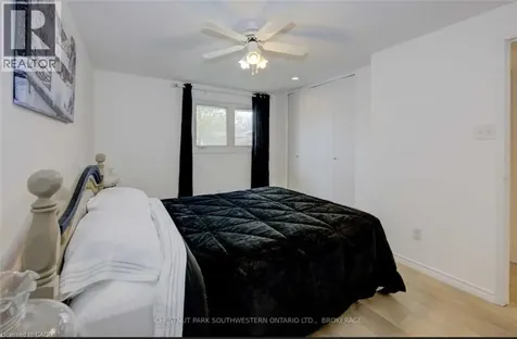 275 Kingswood Drive Kitchener ON N2E 1S1