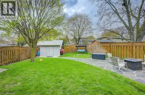 275 Kingswood Drive Kitchener ON N2E 1S1