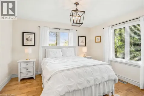 1863 Shaver Road Ancaster ON L9G 3L1