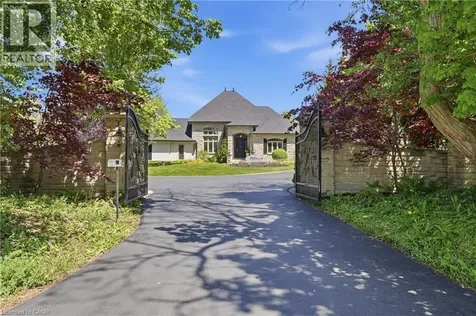 1863 Shaver Road Ancaster ON L9G 3L1