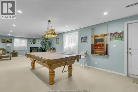 435 Thorn Ridge Crescent Amherstburg ON N9V 3X2