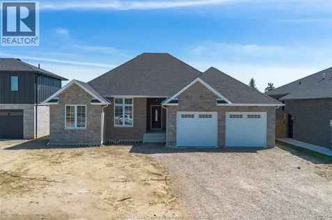 12175 Ducharme Lane Mcgregor ON N0R 1J0
