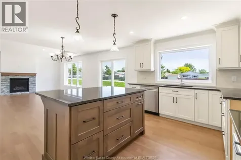 12175 Ducharme Lane Mcgregor ON N0R 1J0