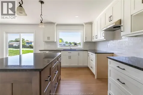 12175 Ducharme Lane Mcgregor ON N0R 1J0