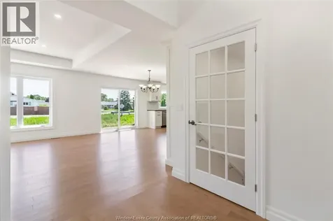 12175 Ducharme Lane Mcgregor ON N0R 1J0