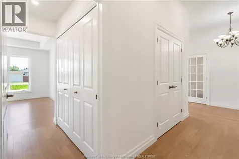 12175 Ducharme Lane Mcgregor ON N0R 1J0