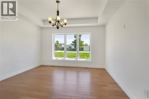 12175 Ducharme Lane Mcgregor ON N0R 1J0