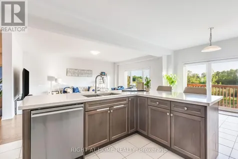 330 Gillespie Drive Brantford ON N3T 0X1