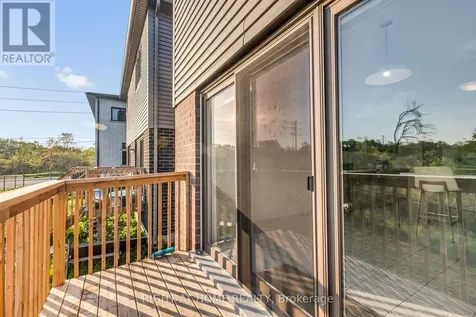 330 Gillespie Drive Brantford ON N3T 0X1