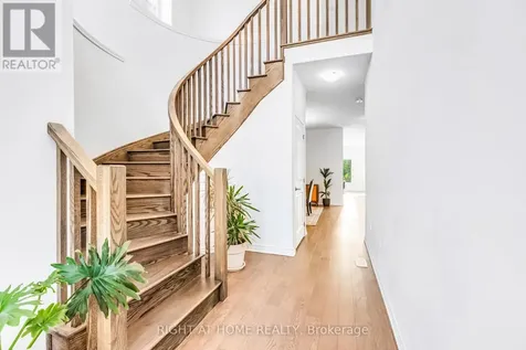 330 Gillespie Drive Brantford ON N3T 0X1