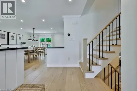 2478 Cavendish Drive Burlington ON L7P 3T9