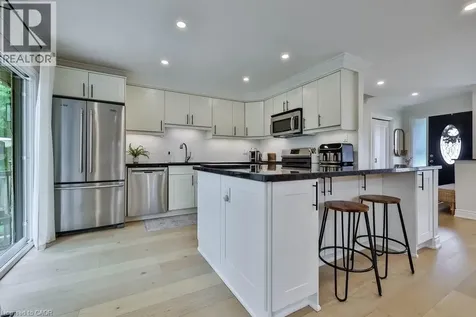 2478 Cavendish Drive Burlington ON L7P 3T9