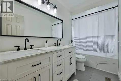 2478 Cavendish Drive Burlington ON L7P 3T9