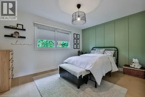 2478 Cavendish Drive Burlington ON L7P 3T9