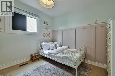 2478 Cavendish Drive Burlington ON L7P 3T9