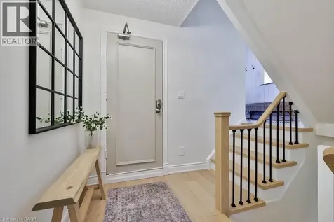 2478 Cavendish Drive Burlington ON L7P 3T9