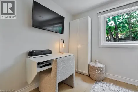 2478 Cavendish Drive Burlington ON L7P 3T9