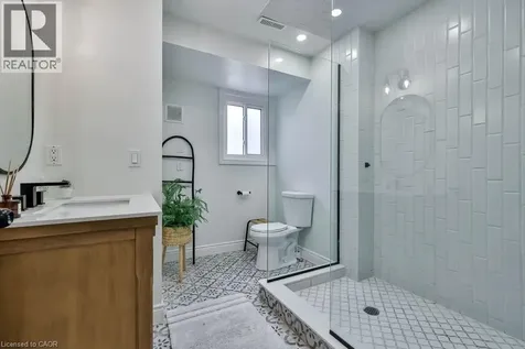 2478 Cavendish Drive Burlington ON L7P 3T9